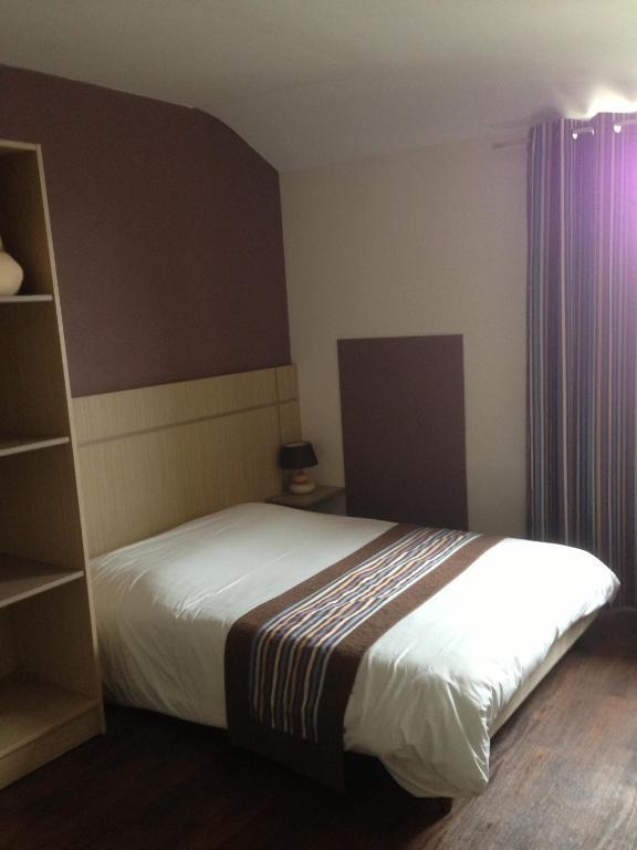 Hotel La Tour D'auvergne 2*